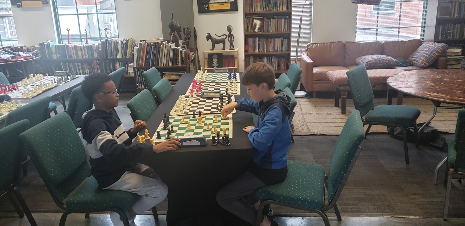 Round one begins, Butch Mosby Chess Classic 2 at Roots 101 African American Museum, Louisville